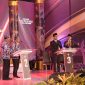 TEGAS: Calon Bupati dan Wakil Bupati Muhammad Baqir Aminatullah-Taufadi saat menanggapi pasangan calon nomor urut dua saat debat ke dua di Hotel Odaita, Jalan Raya Sumenep, Sabtu (02/11). (Istimewa/Teliti)